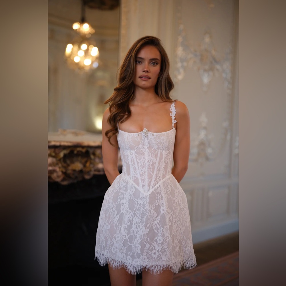 Elegant White Lace Mini Dress